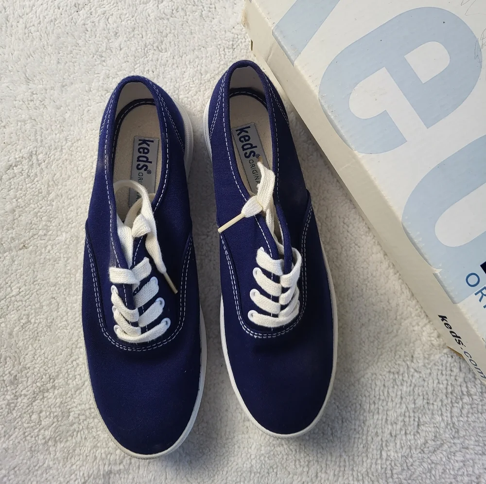 Keds Original Women's Size 6 Blue Sneakers NWOT Original Box Included - Picture 5 of 5